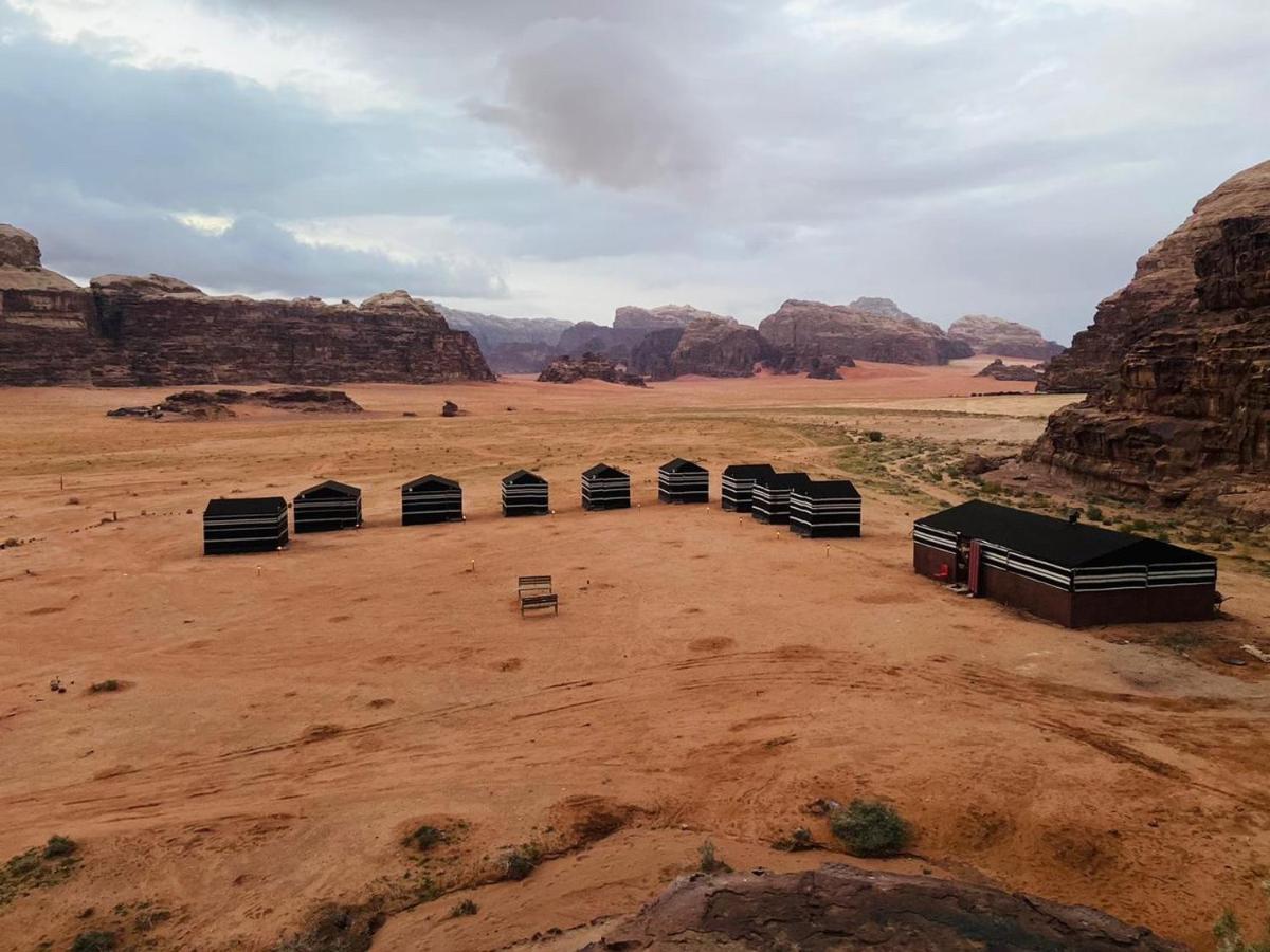 Wadi Rum Bedouin Heart Camp Exterior photo
