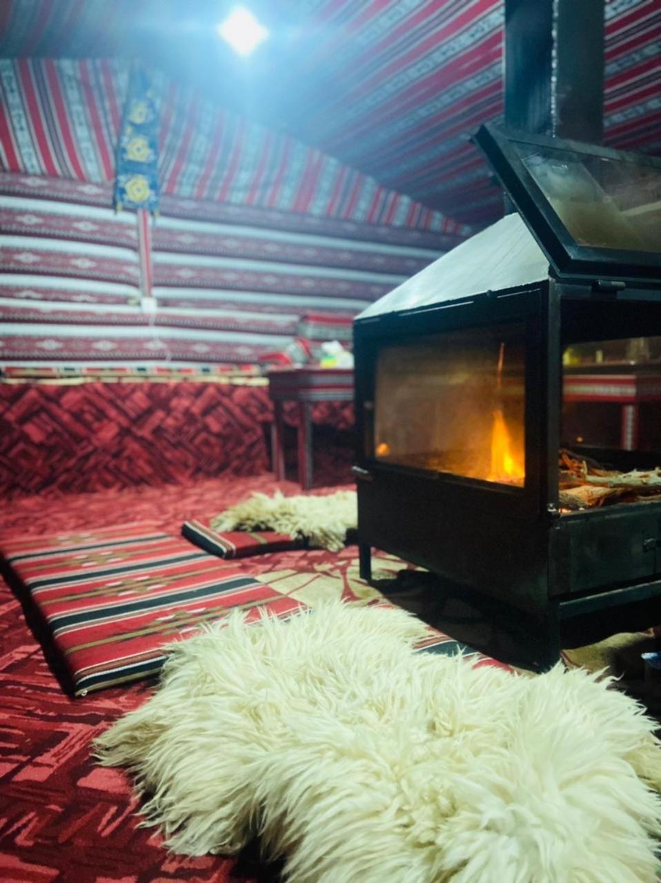 Wadi Rum Bedouin Heart Camp Exterior photo
